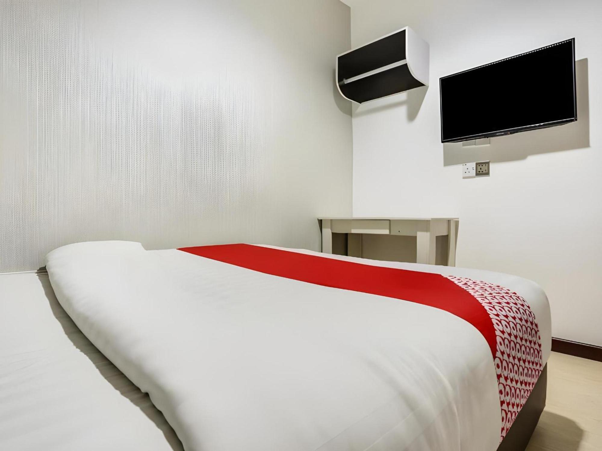 Oyo 89583 Grove Hotel Kajang Ngoại thất bức ảnh
